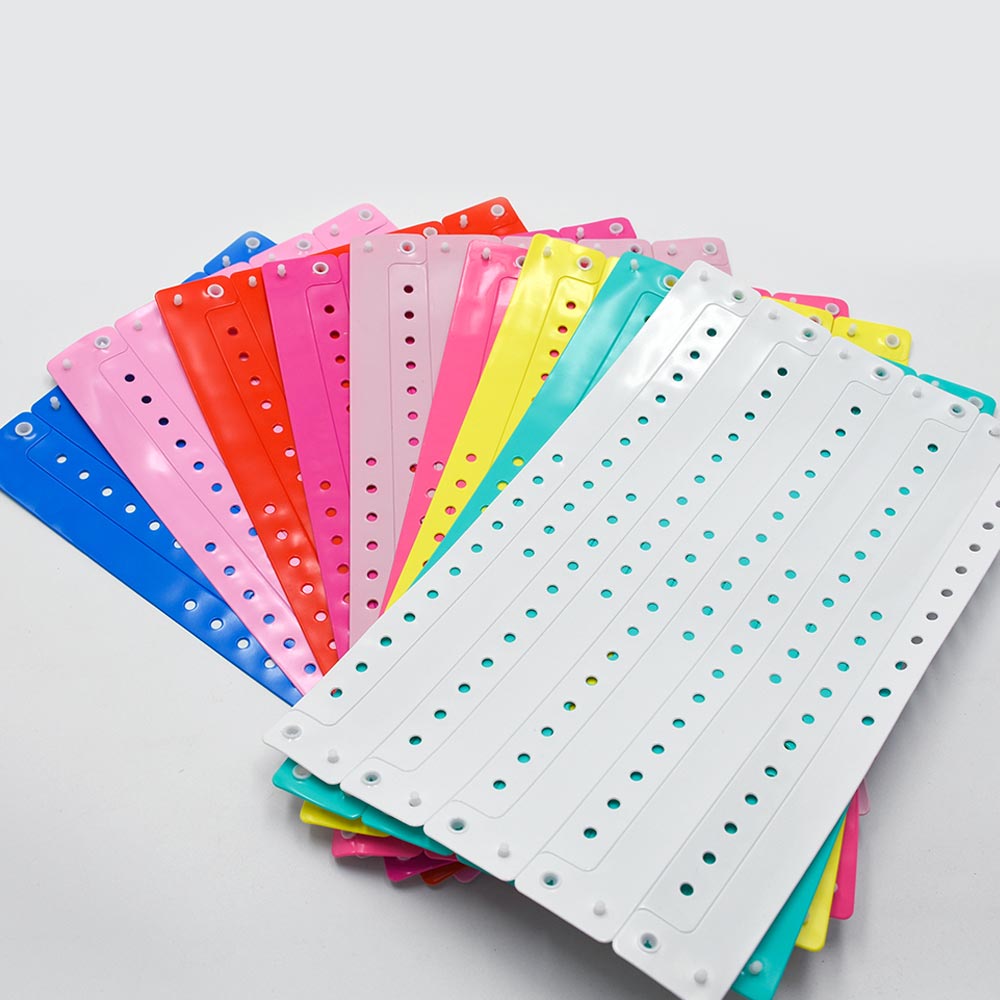 plastic-clip-plain